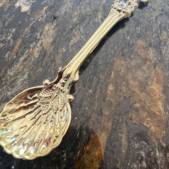 Set of 10. Small spoons. Brand new never used. - Picture 2 of 5